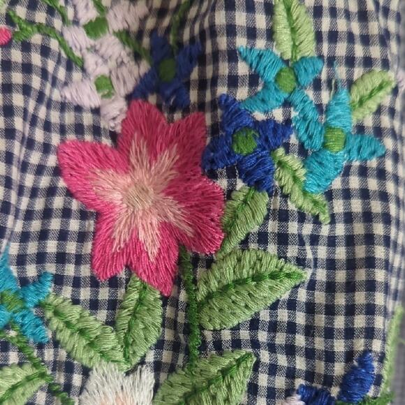 Colorful Embroidered Lightweight Black and White Checkered Top Women's Size L - Picture 7 of 9